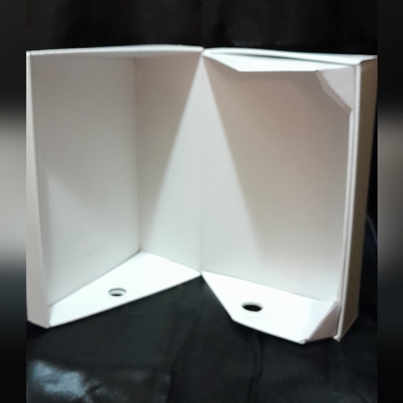 Air Jordan XXXVII BOX ONLY 9.5 Outside Sleve Does Have Flaws Some In Box - Picture 15 of 16